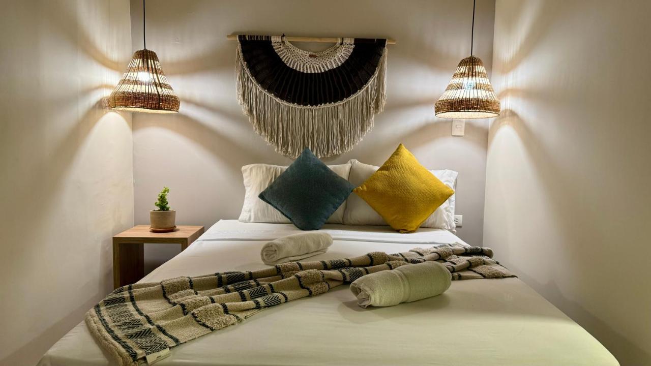 Luum Casa Hotel Manila 麦德林 外观 照片