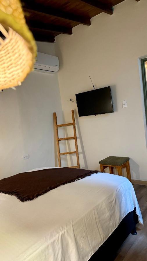 Luum Casa Hotel Manila 麦德林 外观 照片
