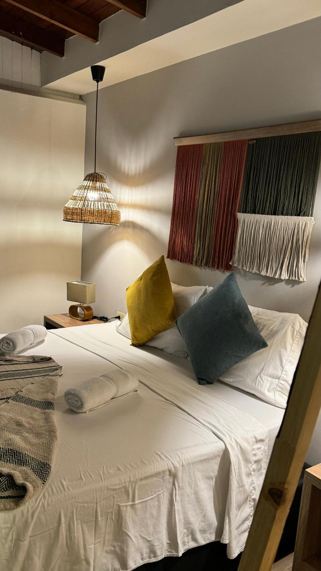 Luum Casa Hotel Manila 麦德林 外观 照片