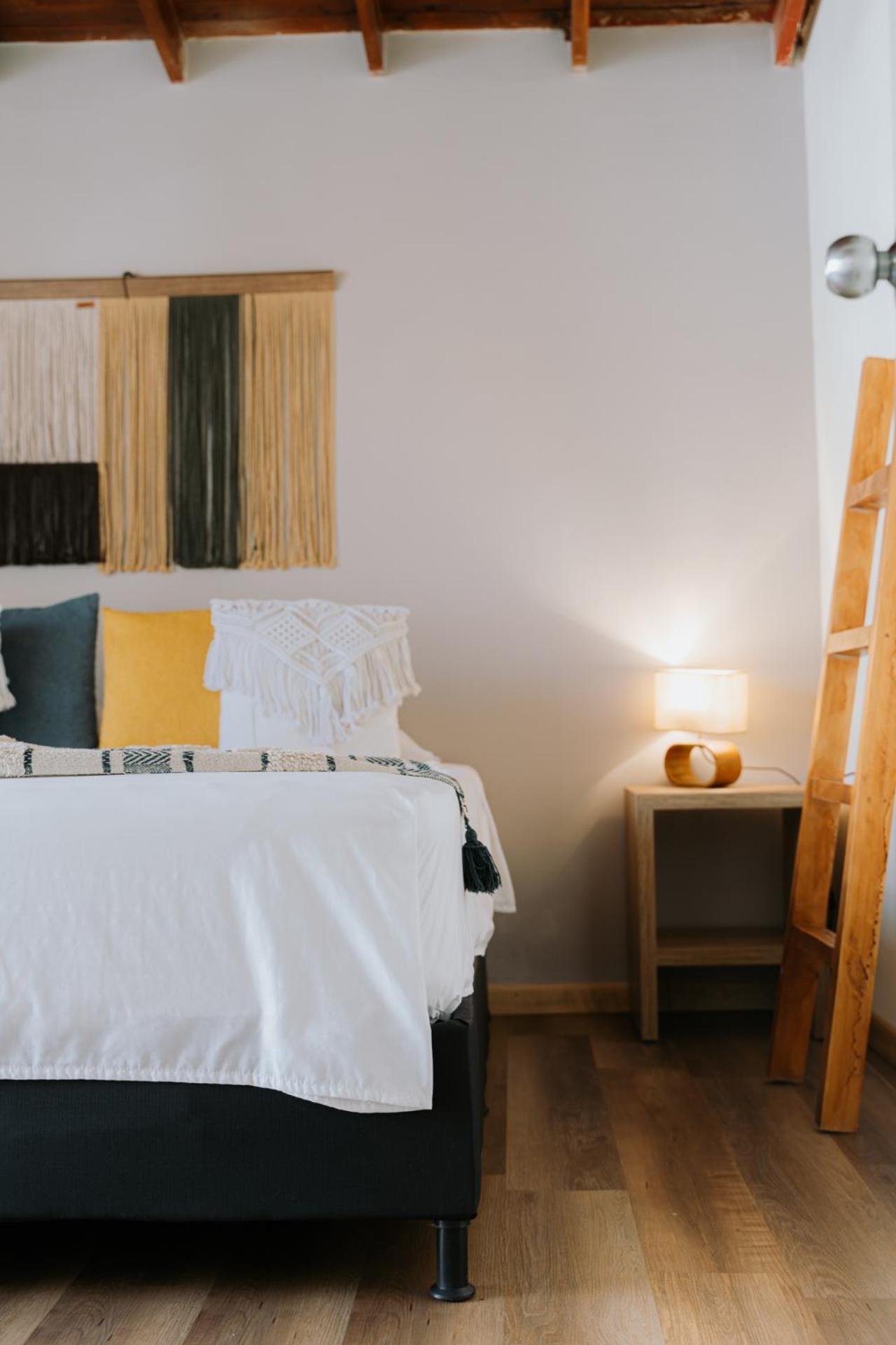 Luum Casa Hotel Manila 麦德林 外观 照片